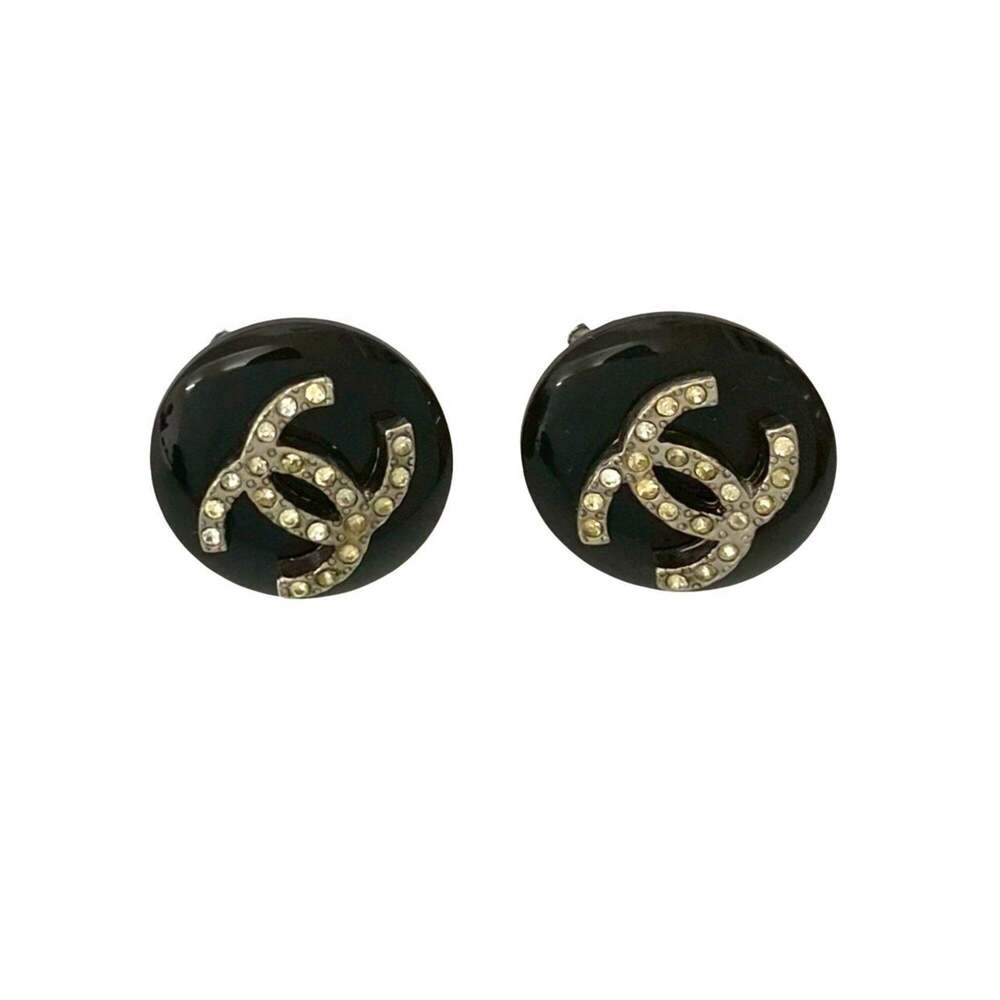 CHANEL Vintage Black Logo Earrings - Picture 4 of 6